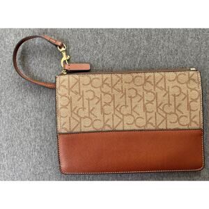 Calvin Klein | Women's Wristlet Clutch Purse Bag